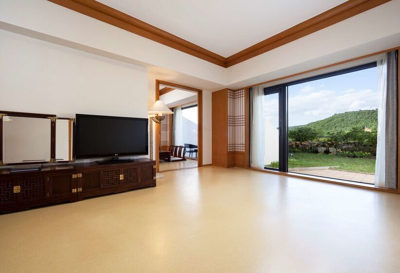 בית מלון כפרי Hilton Gyeongju