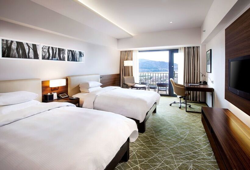 בית מלון כפרי Hilton Gyeongju