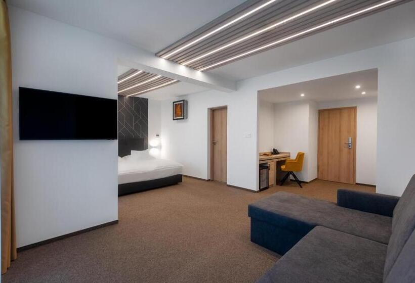 בית מלון כפרי Hunguest Helios Hévíz