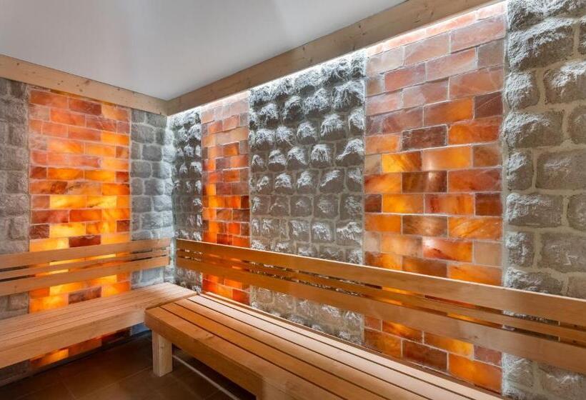 בית מלון כפרי Hunguest Helios Hévíz