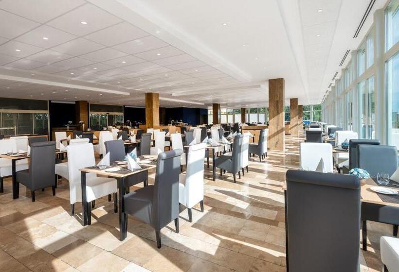 בית מלון כפרי Hunguest Helios Hévíz