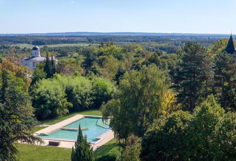 בית מלון כפרי Hunguest Helios Hévíz