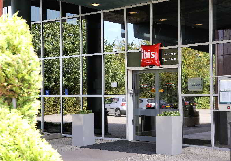 בית מלון כפרי Ibis Rotterdam Vlaardingen