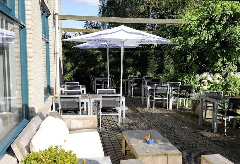 בית מלון כפרי Ibis Rotterdam Vlaardingen