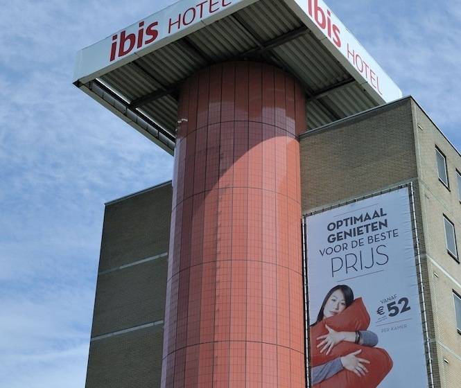 בית מלון כפרי Ibis Rotterdam Vlaardingen
