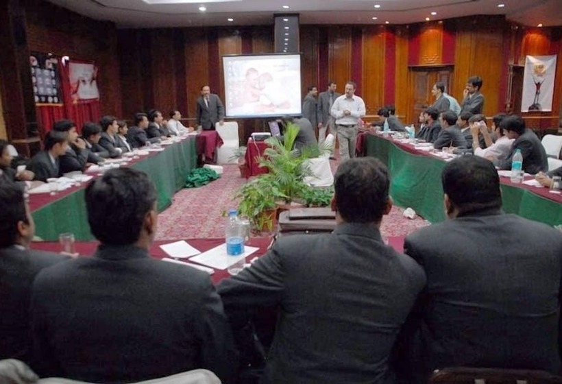 호텔 Jaipur Palace