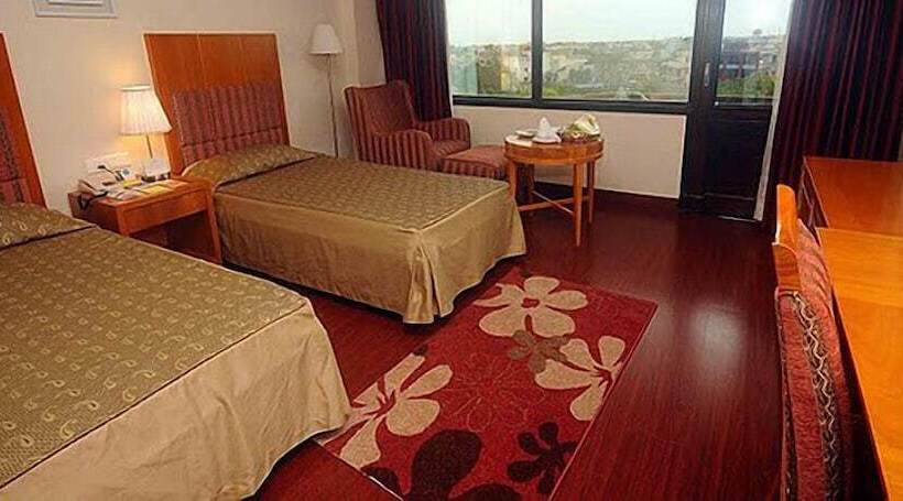 호텔 Jaipur Palace