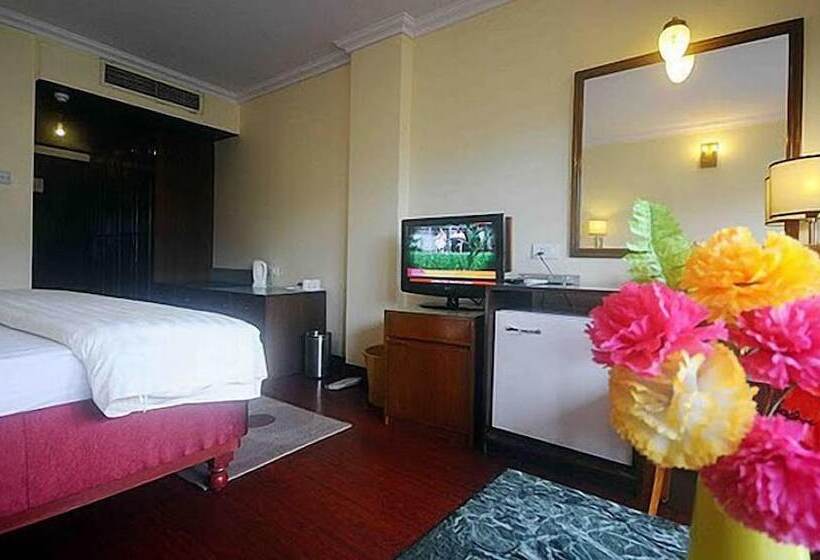 호텔 Jaipur Palace