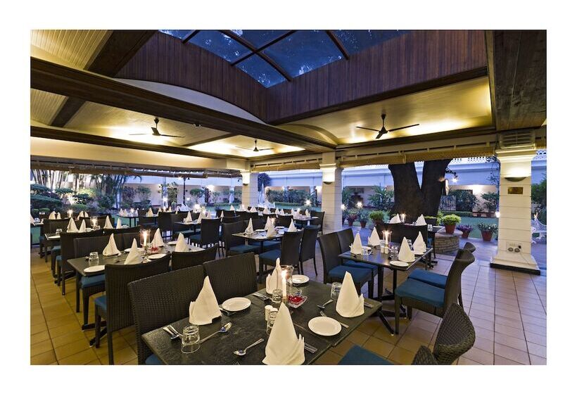 酒店 Jehan Numa Palace