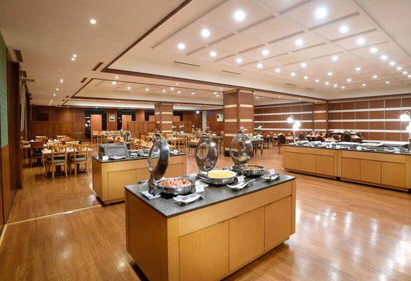 Jeju Oriental Hotel & Casino