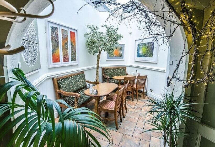 酒店 Mc Kevitts Village