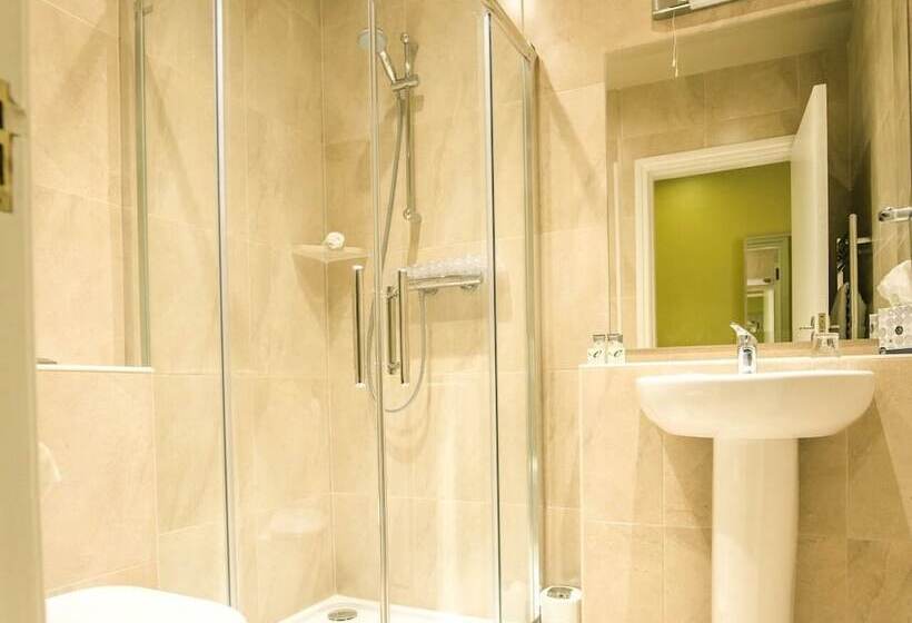 酒店 Mc Kevitts Village