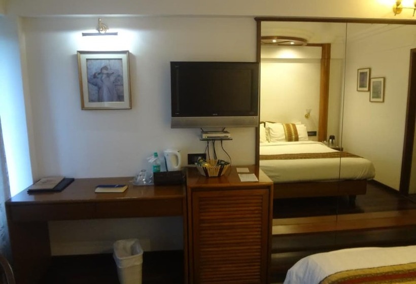 هتل Midtown Pritam