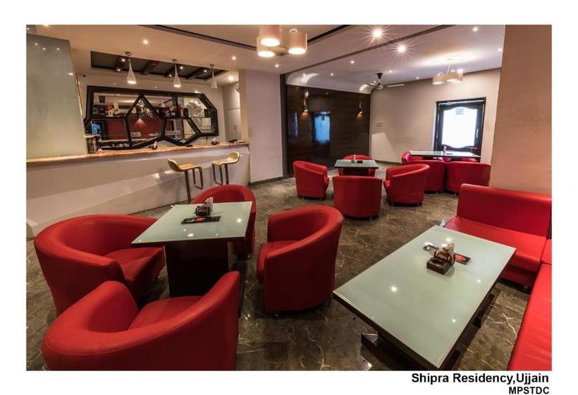 ホテル Mpt Ujjaini