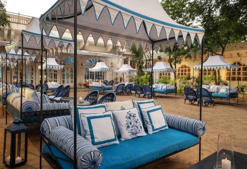 Отель Narain Niwas Palace