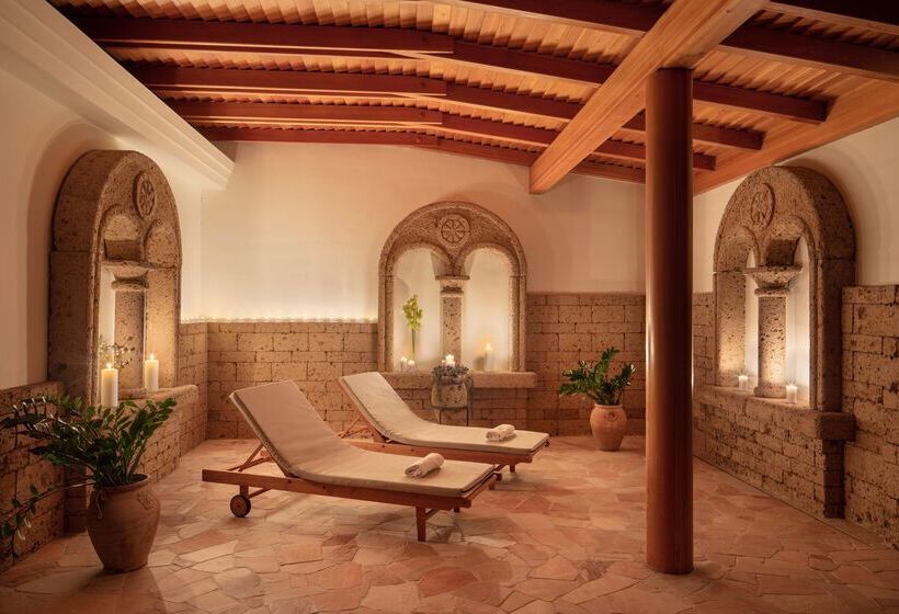 ホテル Carbona Thermal Spa