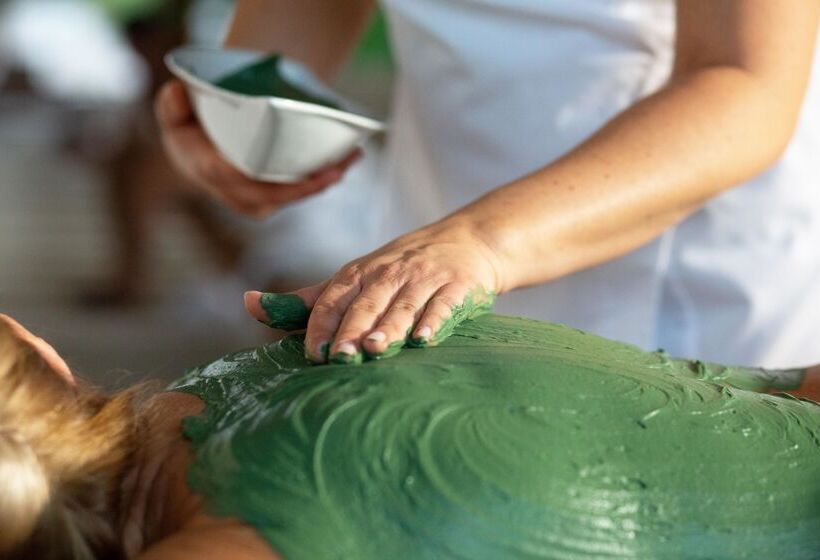 ホテル Carbona Thermal Spa