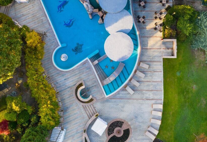 ホテル Carbona Thermal Spa