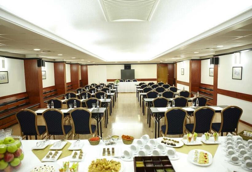 ホテル Carbona Thermal Spa