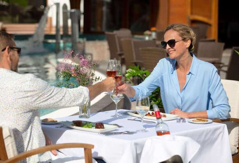 ホテル Carbona Thermal Spa