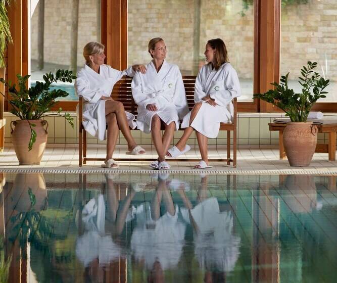 ホテル Carbona Thermal Spa