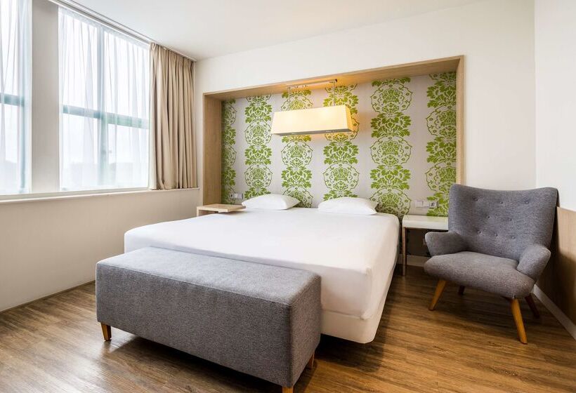 ホテル NH Amsterdam Noord