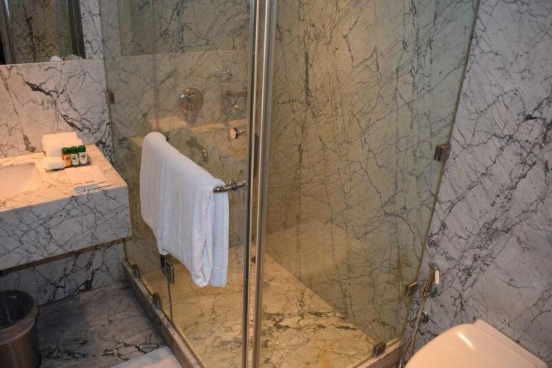 Отель Palace Heights