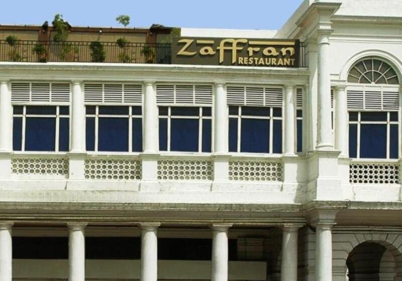 Отель Palace Heights