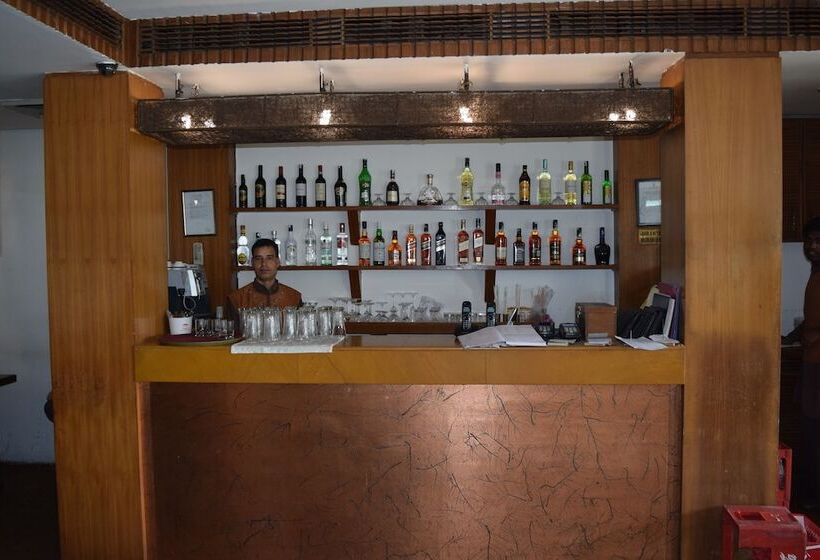 Отель Palace Heights