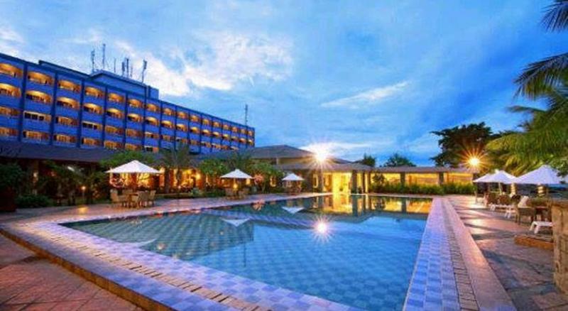 Отель Pangeran Beach