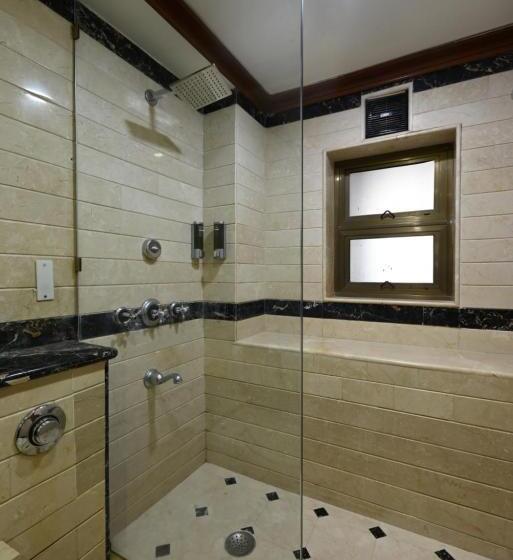 فندق Parle International