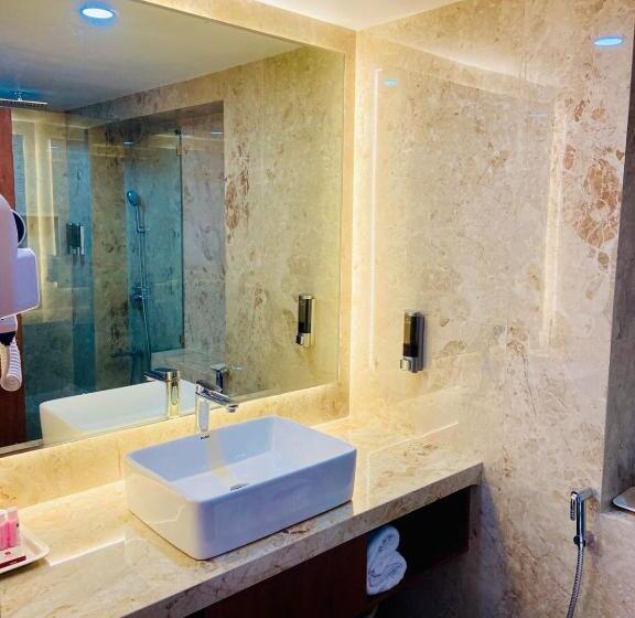 فندق Parle International