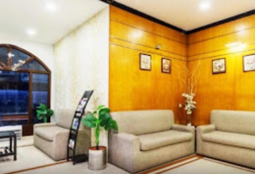 هتل Prag Continental