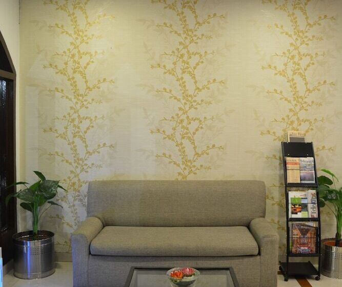 هتل Prag Continental