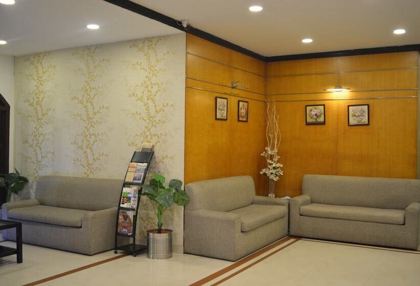 هتل Prag Continental