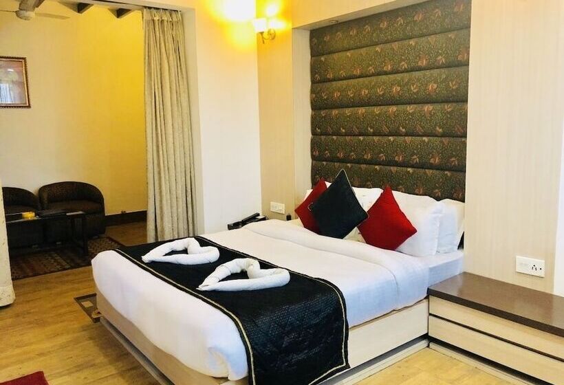 هتل Prag Continental