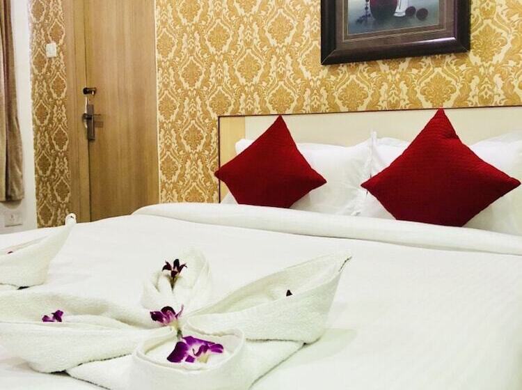 هتل Prag Continental