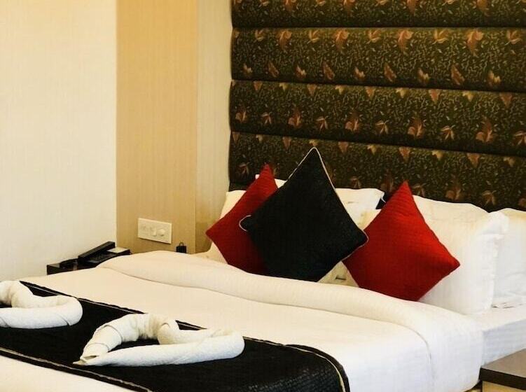 هتل Prag Continental