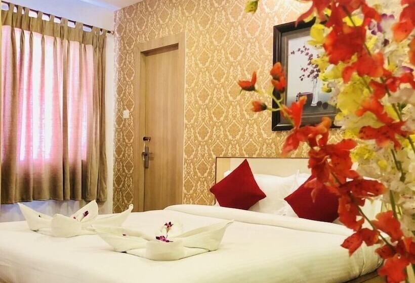 هتل Prag Continental