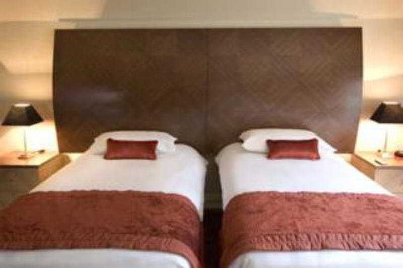 בית מלון כפרי Premier Suites Plus Dublin Leeson Street