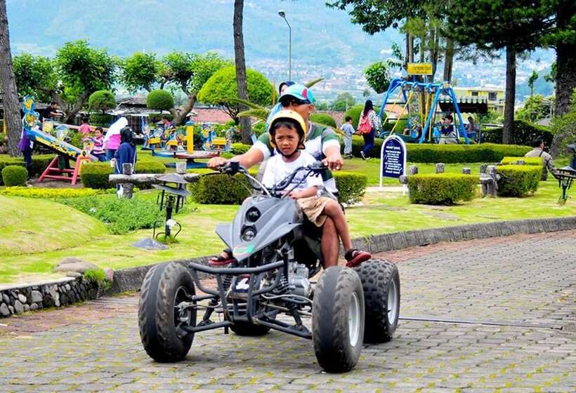 בית מלון כפרי Purnama