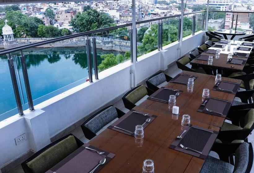 Rajdarshan   A Lake View Hotel In Udaipur