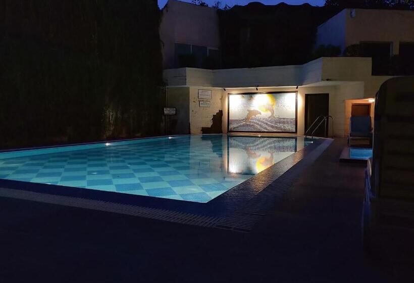 Rajdarshan   A Lake View Hotel In Udaipur