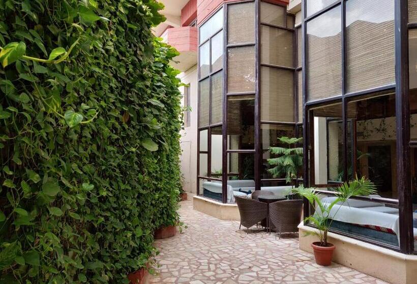 Rajdarshan   A Lake View Hotel In Udaipur