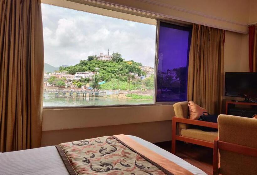 Rajdarshan   A Lake View Hotel In Udaipur