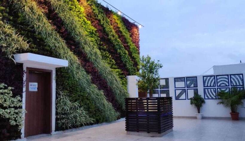 Rajdarshan   A Lake View Hotel In Udaipur