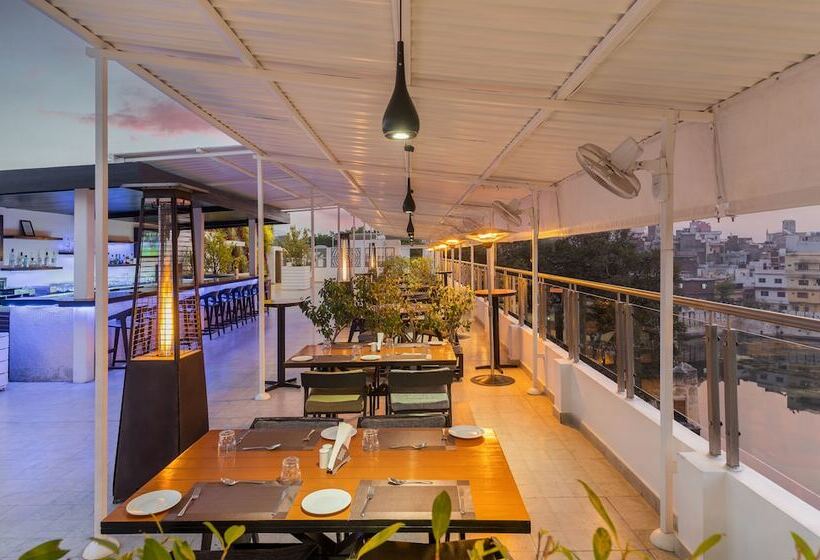 Rajdarshan   A Lake View Hotel In Udaipur