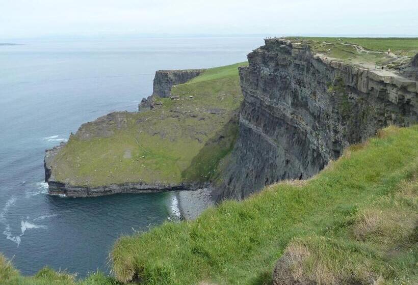 בית מלון כפרי Rathbaun