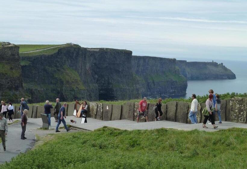 בית מלון כפרי Rathbaun