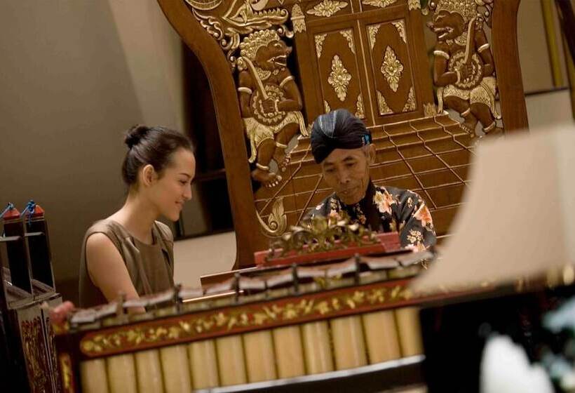 Отель Santika Premiere Jogja